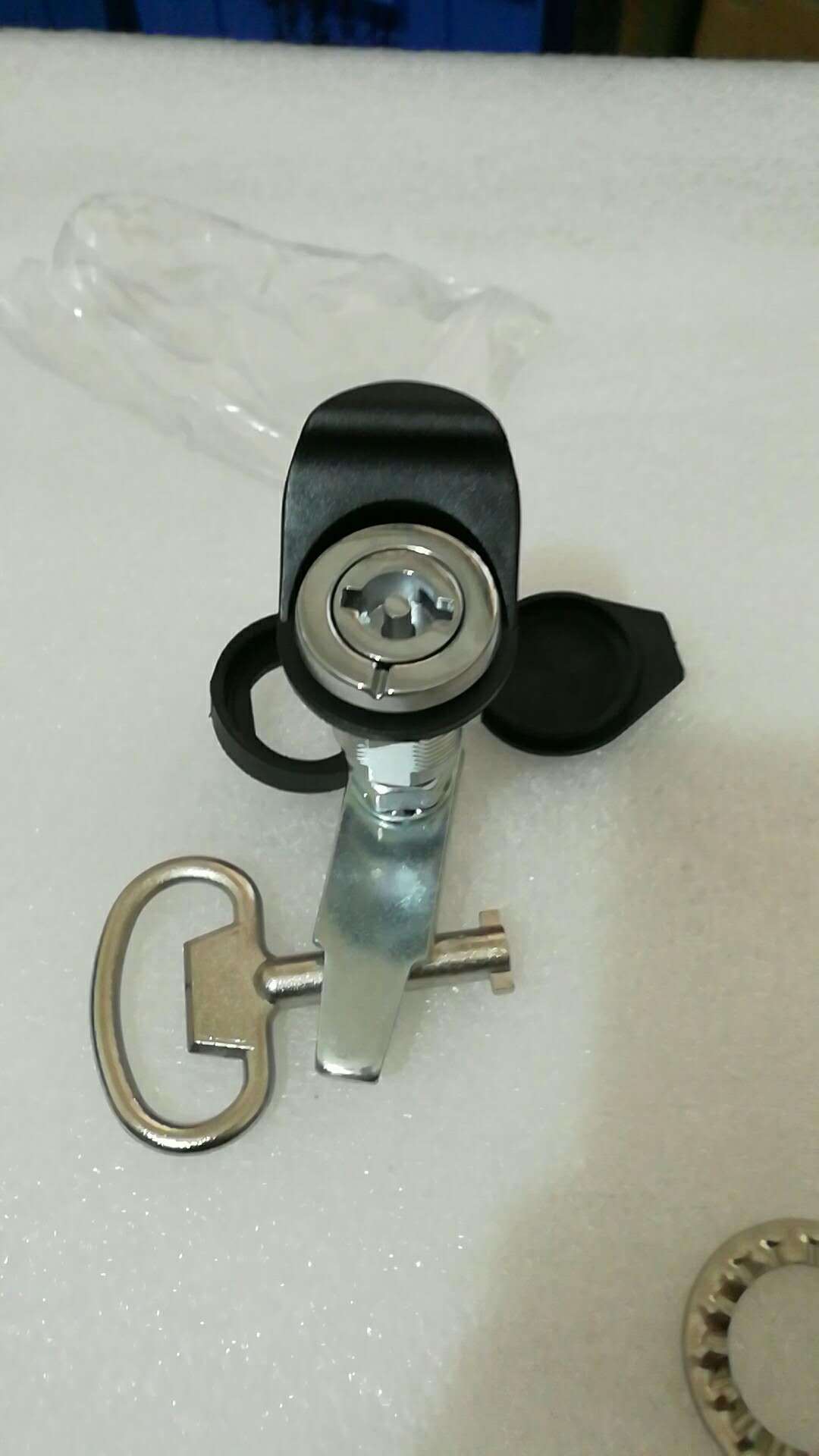 工业门锁伸缩式门锁可调型门锁机械门锁电气柜门锁ms816-1-1a