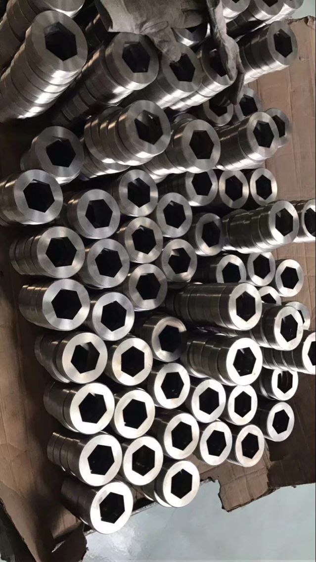 宝鸡钛法兰 钛管道 钛阀门 钛加工件 钛锻件 各种规格加工定制