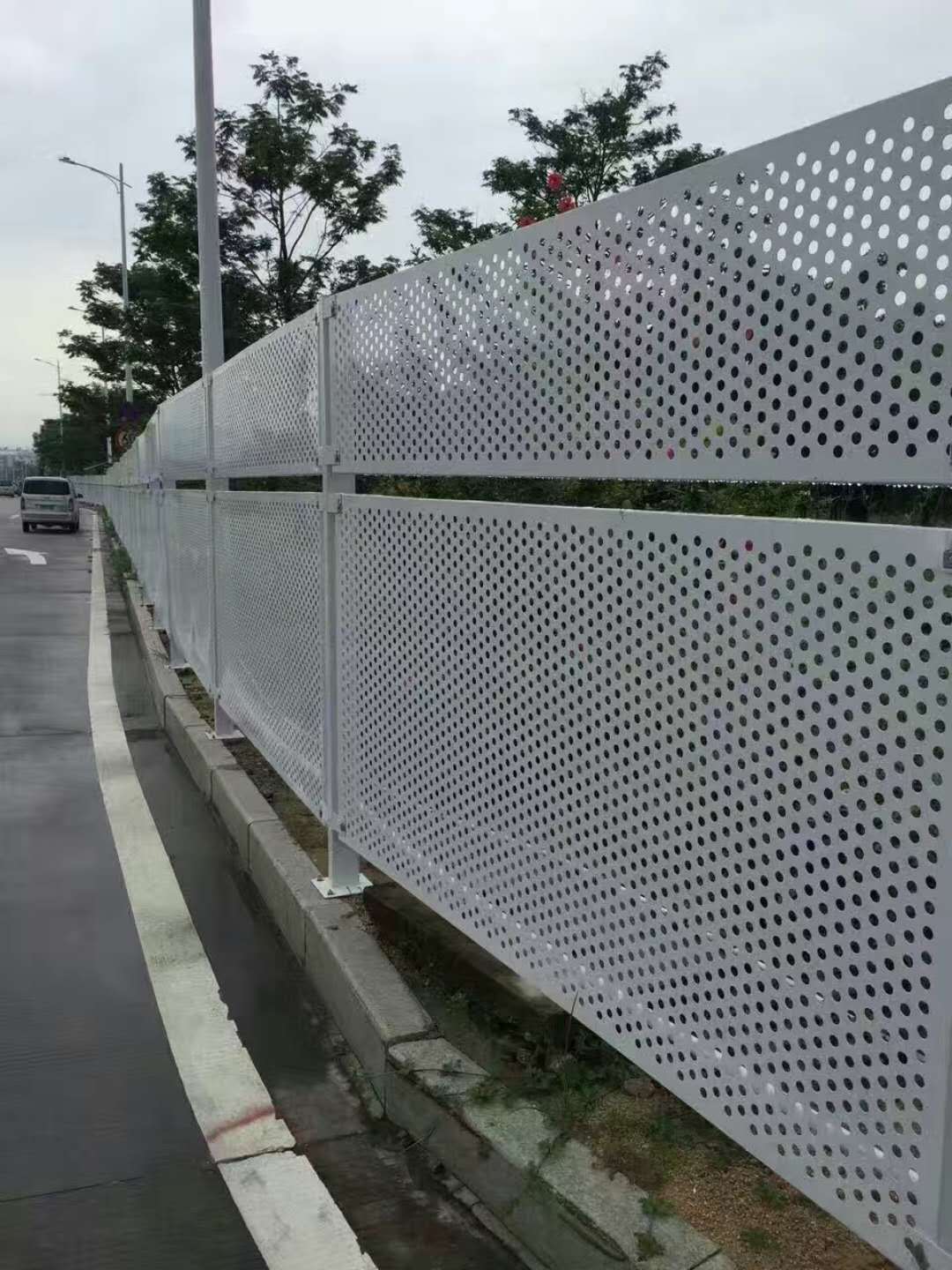 冲孔板围栏护栏冲孔板围栏 江门市城市建设施工围挡冲孔护栏