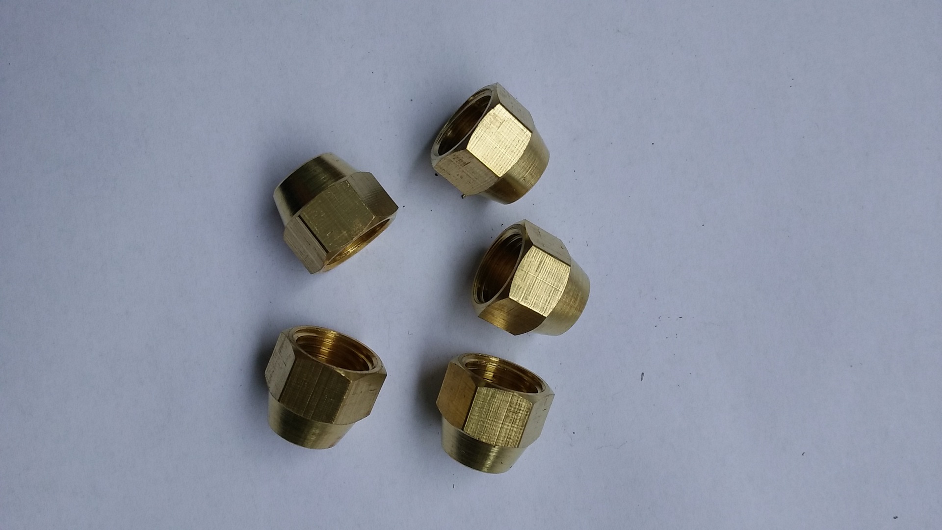 铜钠子扩口螺母螺帽内丝螺母螺帽接头空调制冷配件扩口喇叭口锁帽