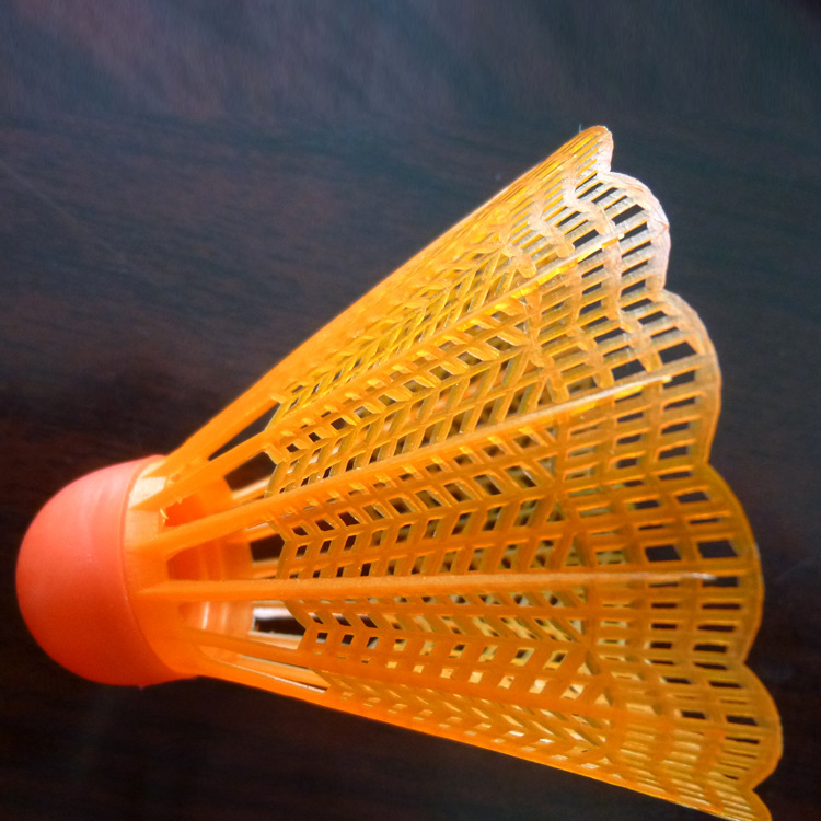 塑料羽毛球 拼搏全圆泡沫球头羽毛球 户外运动尼龙羽毛球6只装