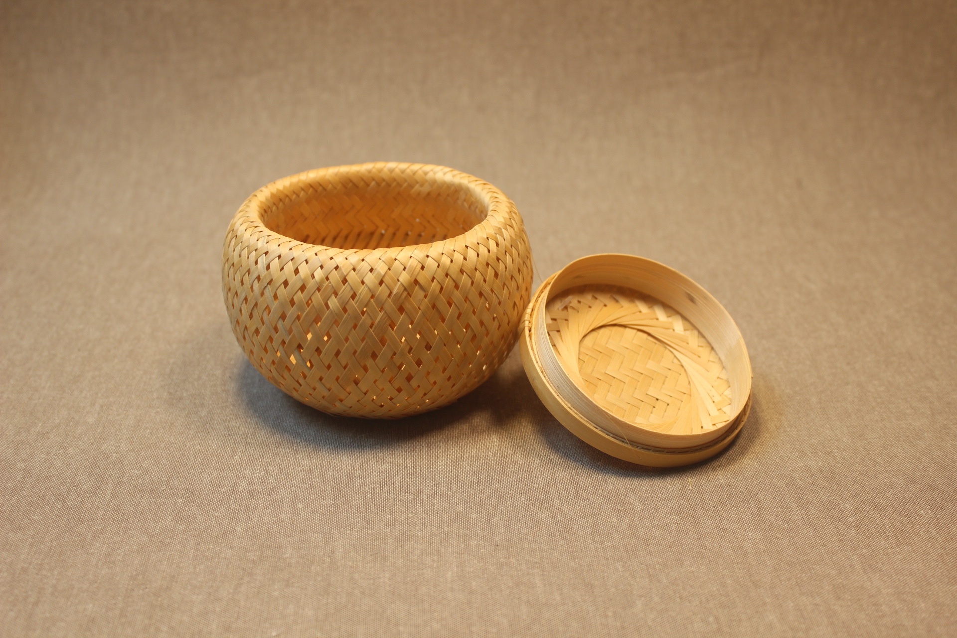 七月七竹编茶叶盒 蝈蝈笼 竹制工艺品编织收纳盒