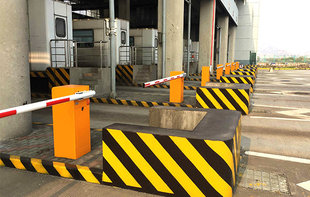 德亚工业级变频道闸 耐高温高效可控性