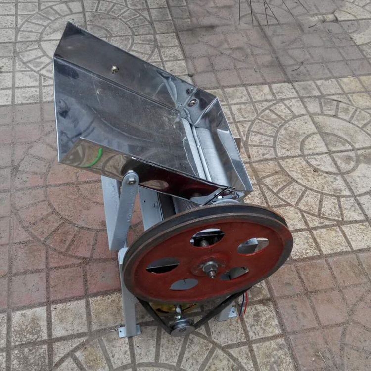 小型麻食机 家用 猫耳朵机器麻什机陕西面食机电动压疙坨机器商用