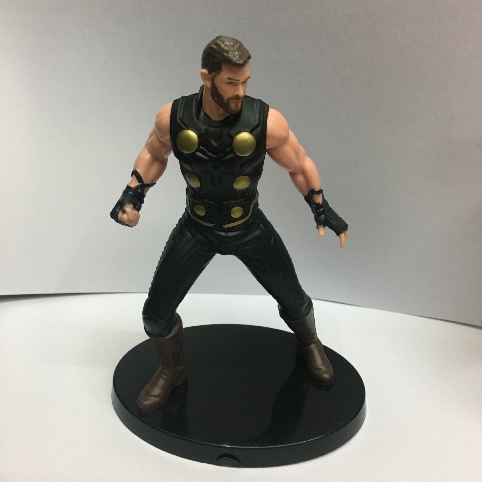 复仇者联盟3无限战争绿巨人钢铁侠雷神奇异博士美国队长手办模型