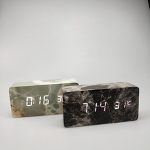 LED木质大理石头纹路木钟温度时钟创意数码钟声控电子闹钟1299