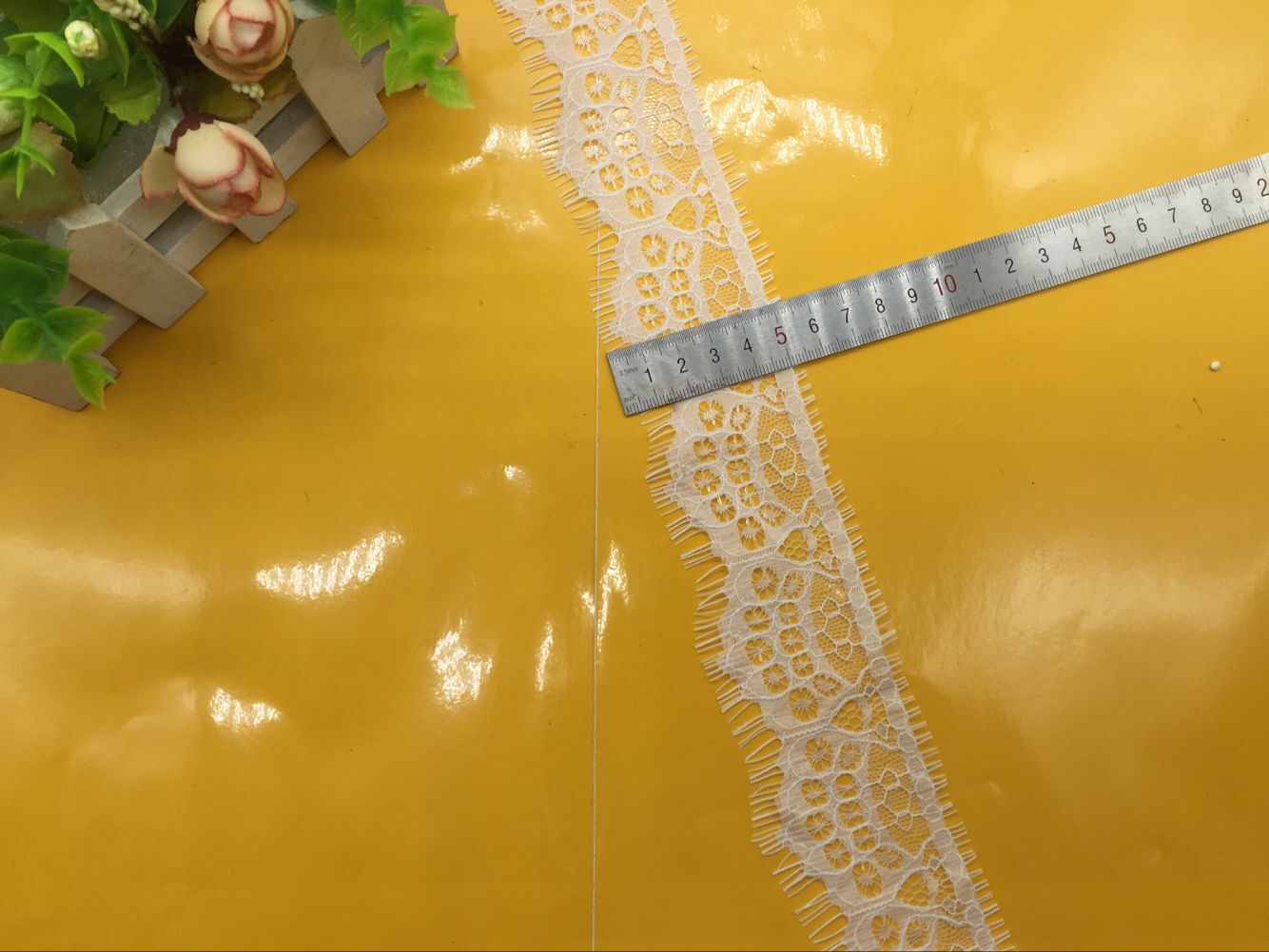 厂家直销爆款861#5公分睫毛蕾丝花边服装饰品裙摆辅料