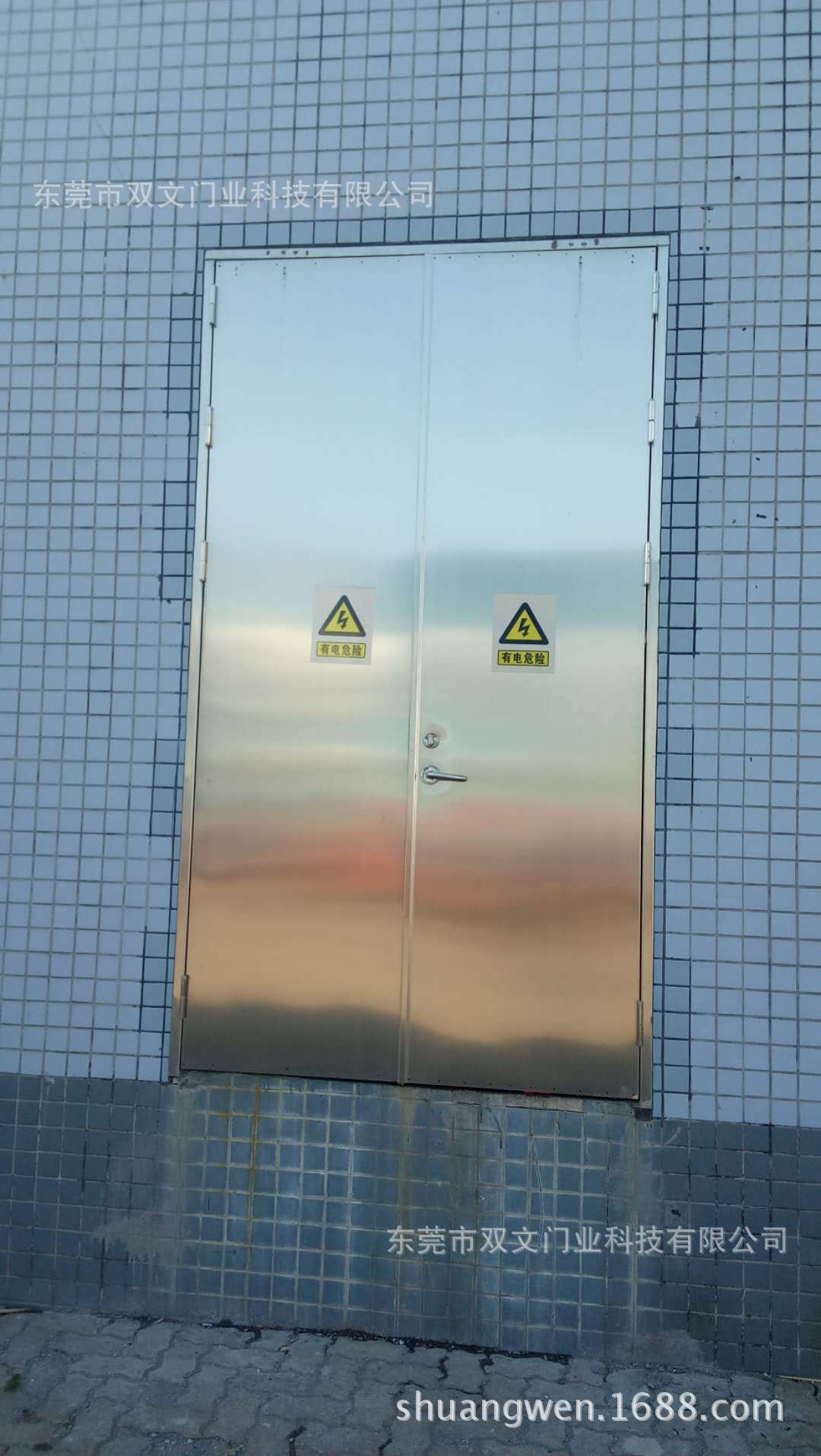 定制不锈钢机房门不锈钢配电房门钢板百叶门变压器不锈钢门