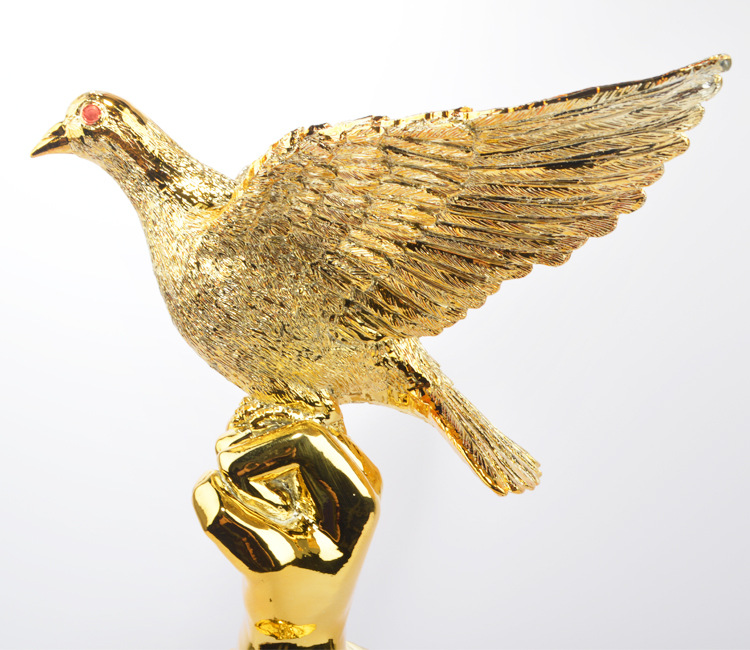 厂家供应金银铜奖杯现货 鸽子比赛三关赛冠亚季军奖杯 金色奖杯