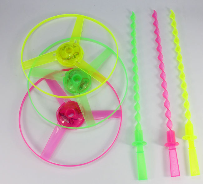 厂家直销发光手推飞碟飞天仙子飞盘地摊夜市货源发光儿童玩具批发