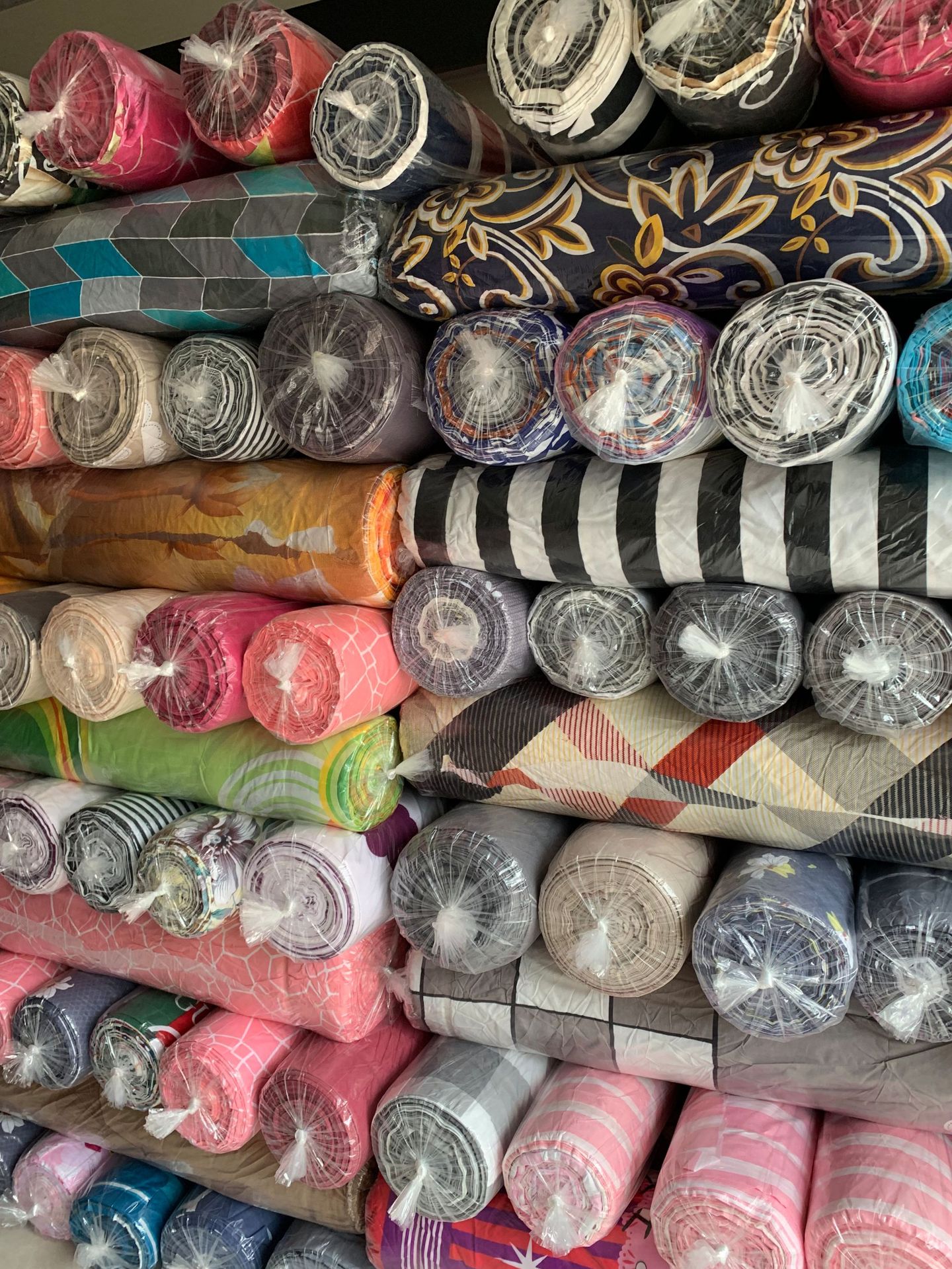 库存布残布次布处理 花草 卡通 格子 小碎花 各式各样多有磨毛布