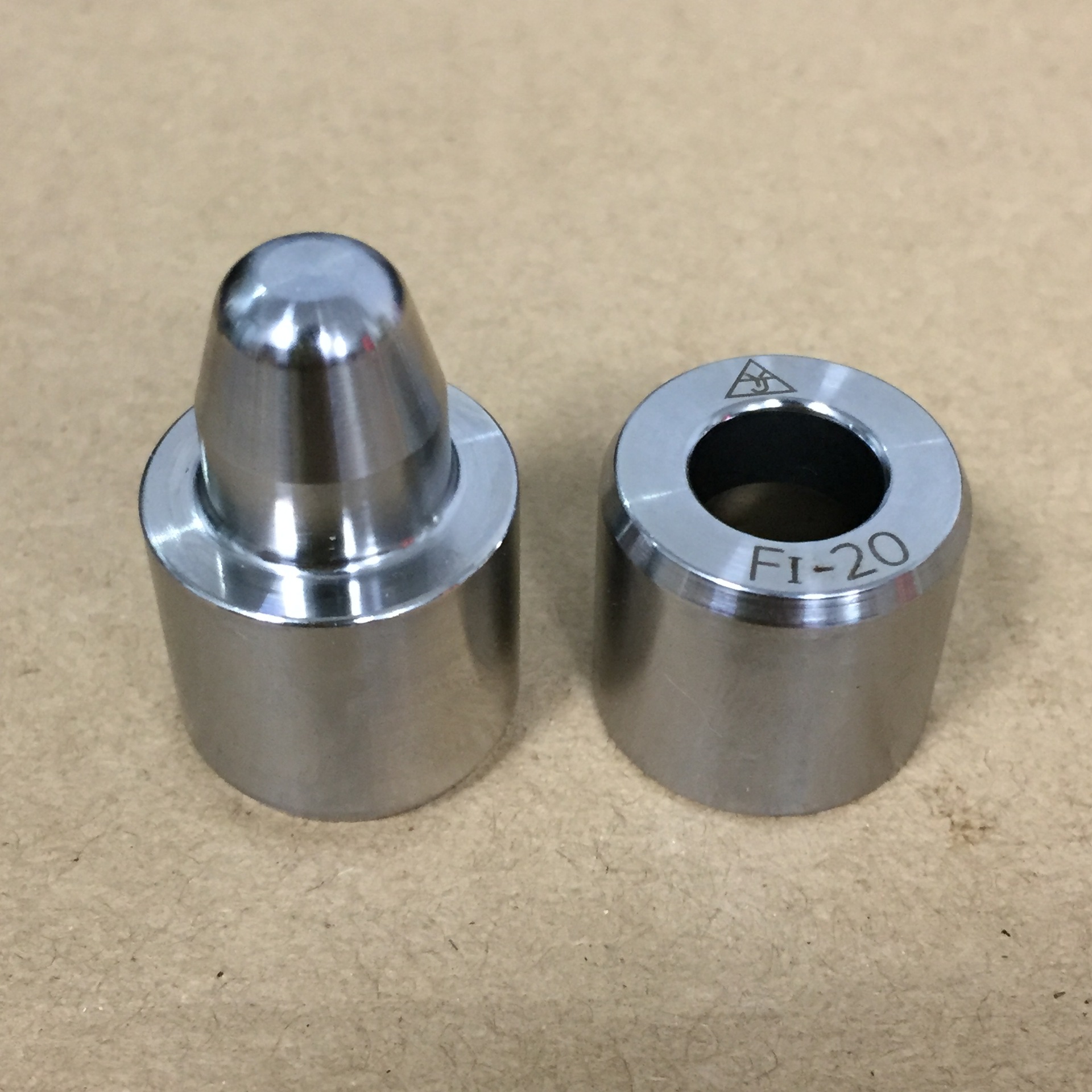 精密型橡胶模具导柱导套 硅胶模具导柱 锥度精定位柱 d16 18 20