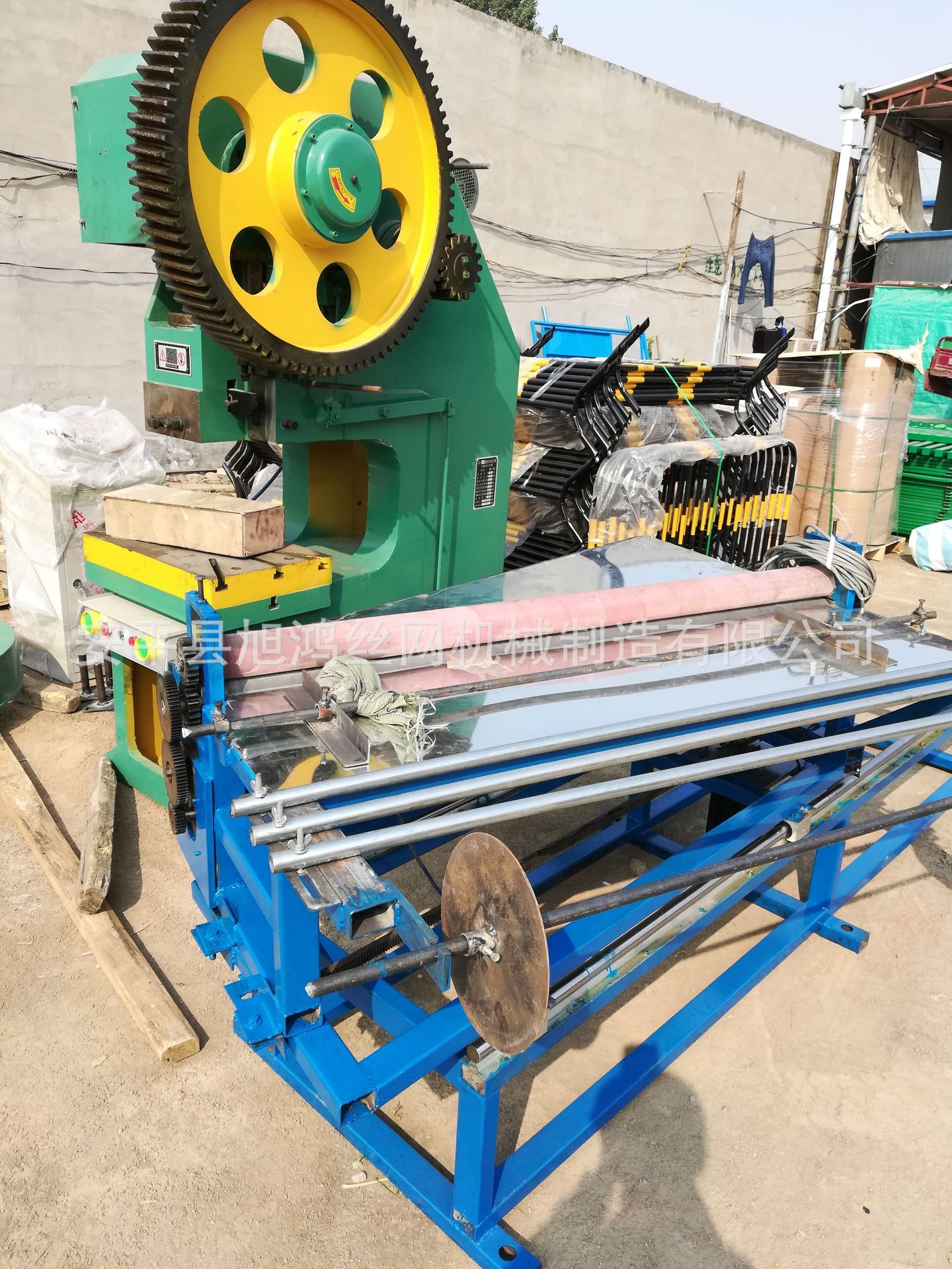 福建旭鸿黑丝布不锈钢冲圆片数控送料机械厂家步进电机控制送料机