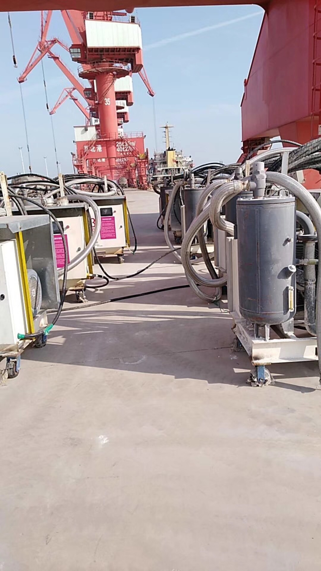 压缩机气泵水泥搅拌站罐车粉粒颗粒物料输送专用低压螺杆空压机