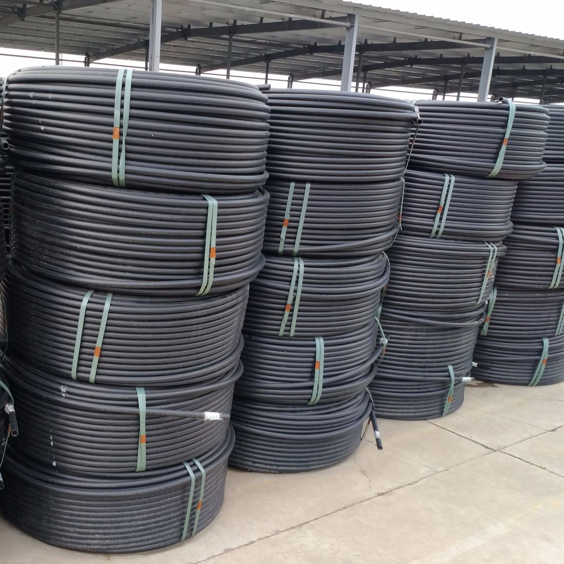 hdpe盘管 自来水管 高密度聚氯乙烯盘管 穿线管 护套管