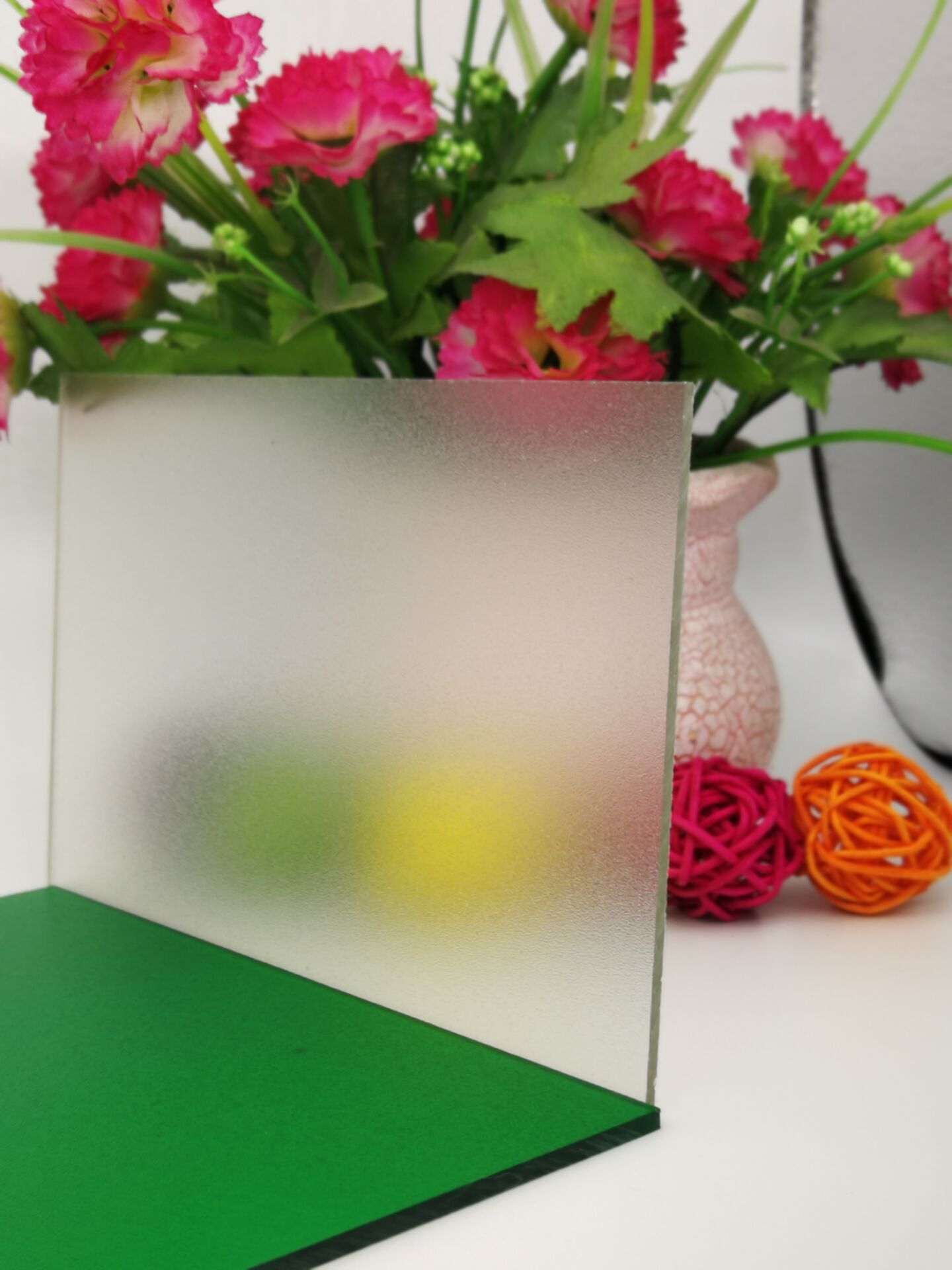 厂家直销室内装潢隔断半透明屏风吊顶屋面pc板材聚碳酸酯磨砂板