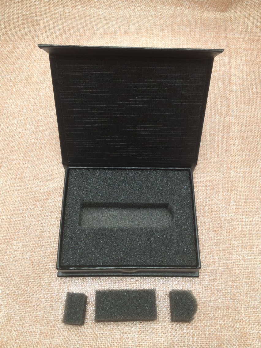 深圳现货黑色书型纸盒 翻盖u盘包装盒 礼品盒 se9卡片包装