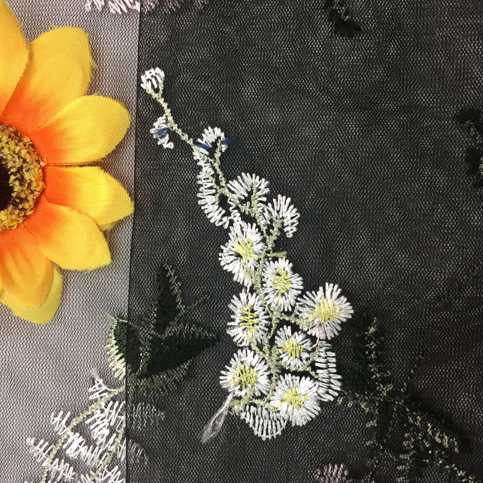 新款同款网眼布加密美国网刺绣绣花麦穗花 裙子面料婚纱礼服现货