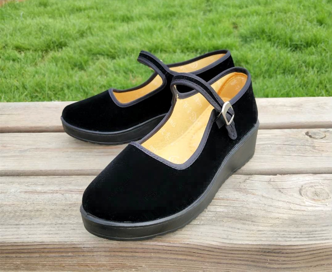 厚底老北京布鞋 女软底防滑黑布鞋酒店工作鞋礼仪单鞋妈妈舞鞋