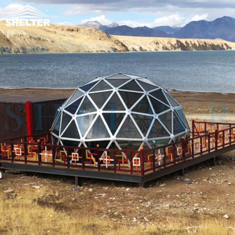 度假村穹顶玻璃屋 铝合金框架钢化玻璃球 球形玻璃帐篷酒店厂家