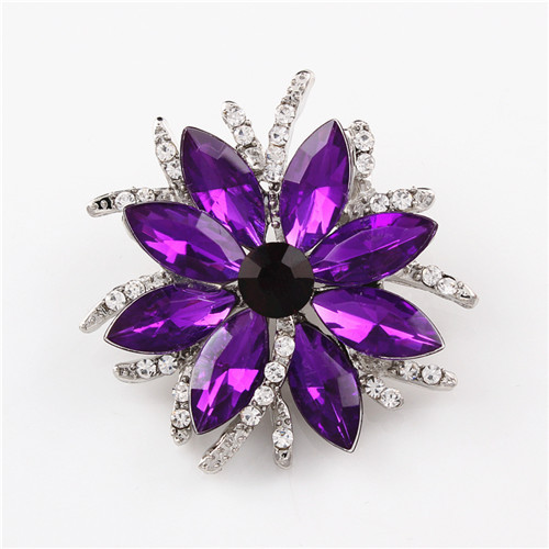 新款衣饰 欧美高档水晶花朵合金胸针小马眼水钻胸针胸花外贸批发