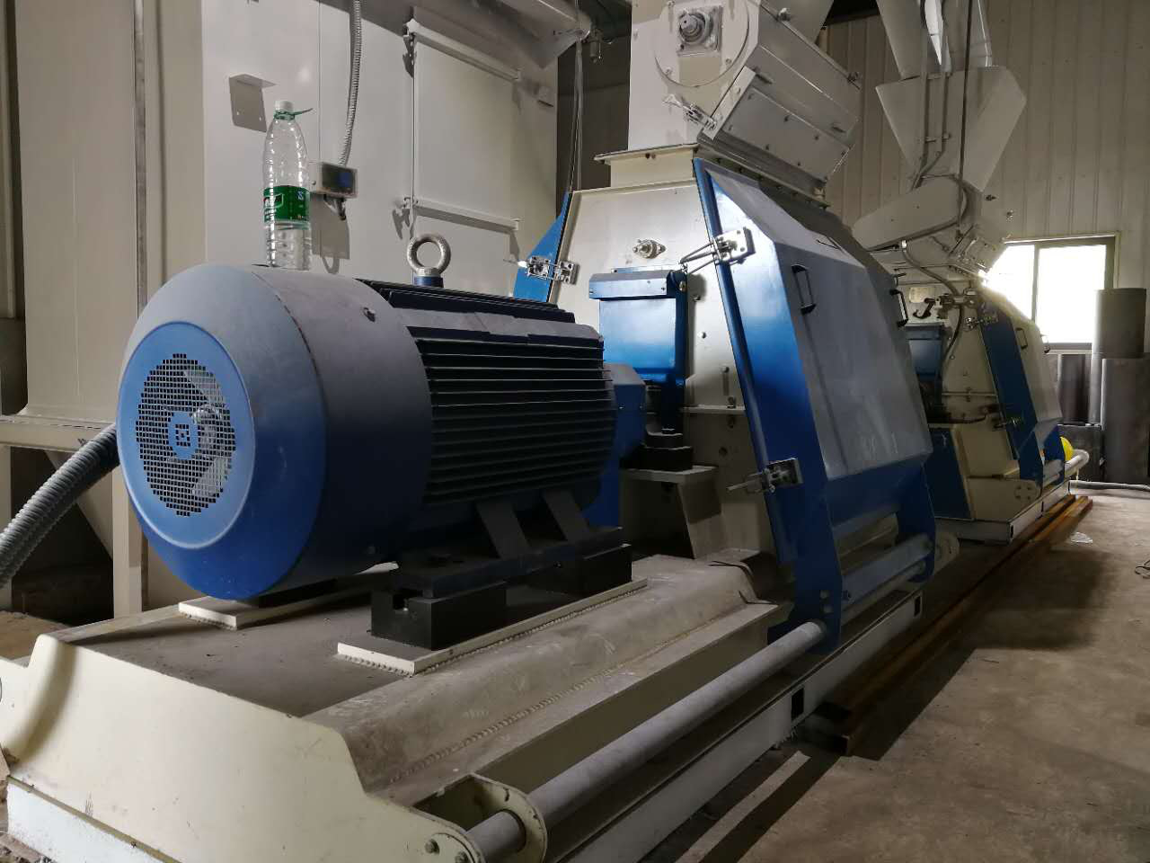 美豆全脂膨化大豆蛋白饲料广州畜宝