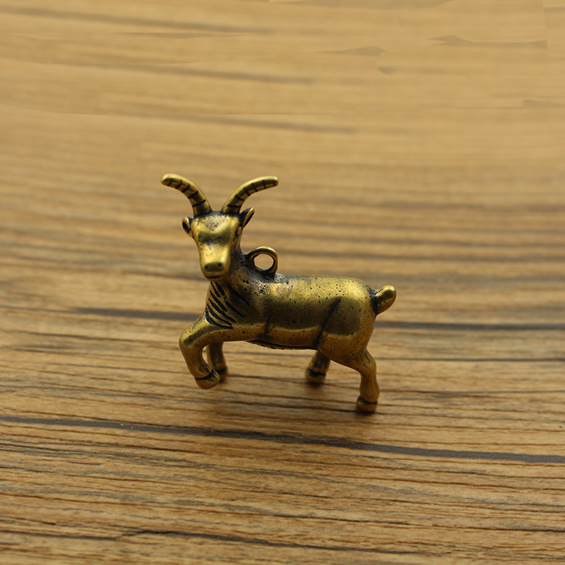 黄铜实心羚羊吊坠 纯铜十二生肖羊挂坠领头羊箱包皮具挂件小摆件