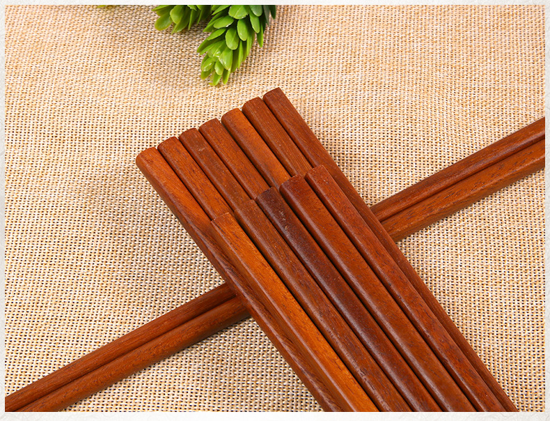 厂家直销有漆坤甸木筷天然木材酒店家庭厨房餐饮用品10双一盒装