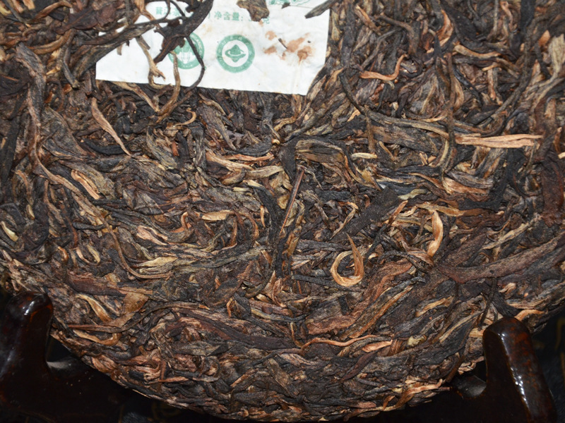 大白菜七子饼茶 老班章有机茶 勐海古树纯料生茶 云南普洱茶批发
