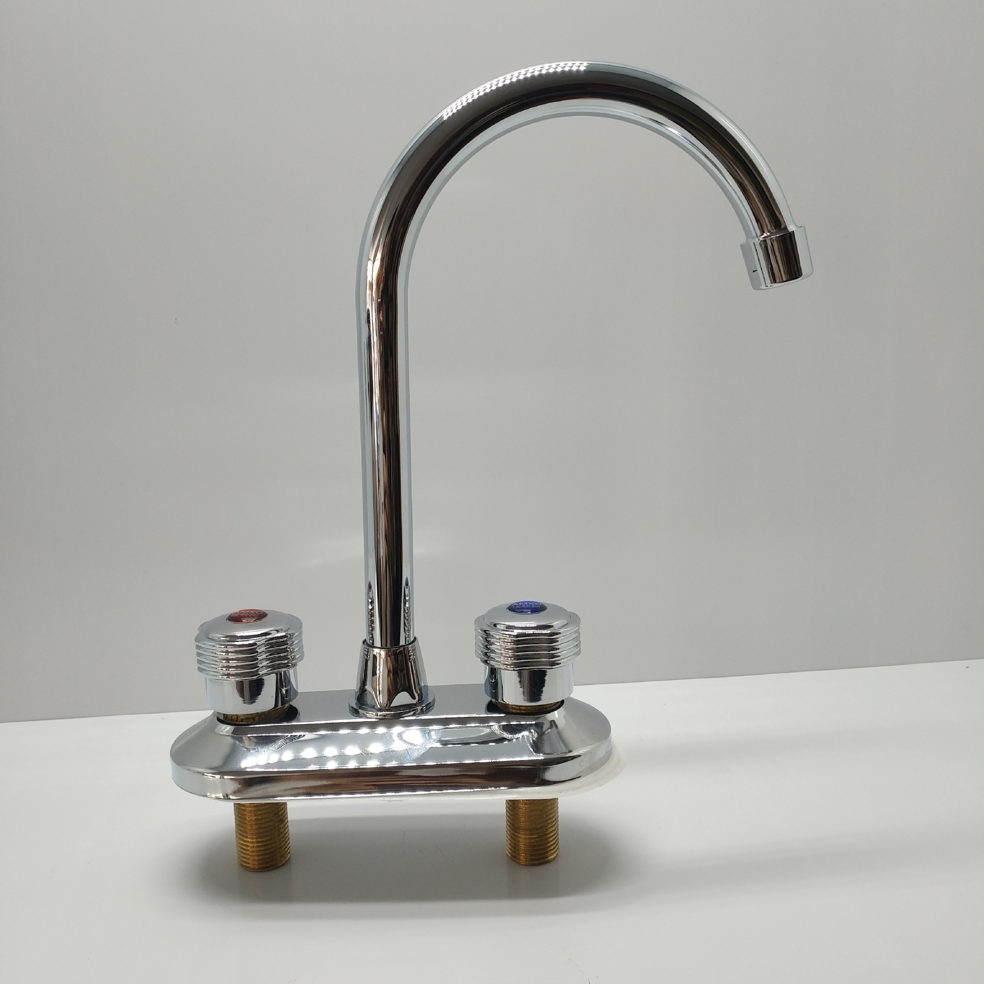 盖板双开面盆龙头 二联双开面盆水龙头 冷热水面盆水龙头