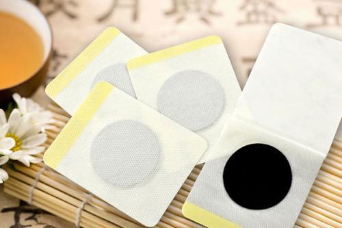 热销膏药贴无纺布肚脐空白贴 oem三伏贴艾灸贴艾草贴摆地摊黑膏药