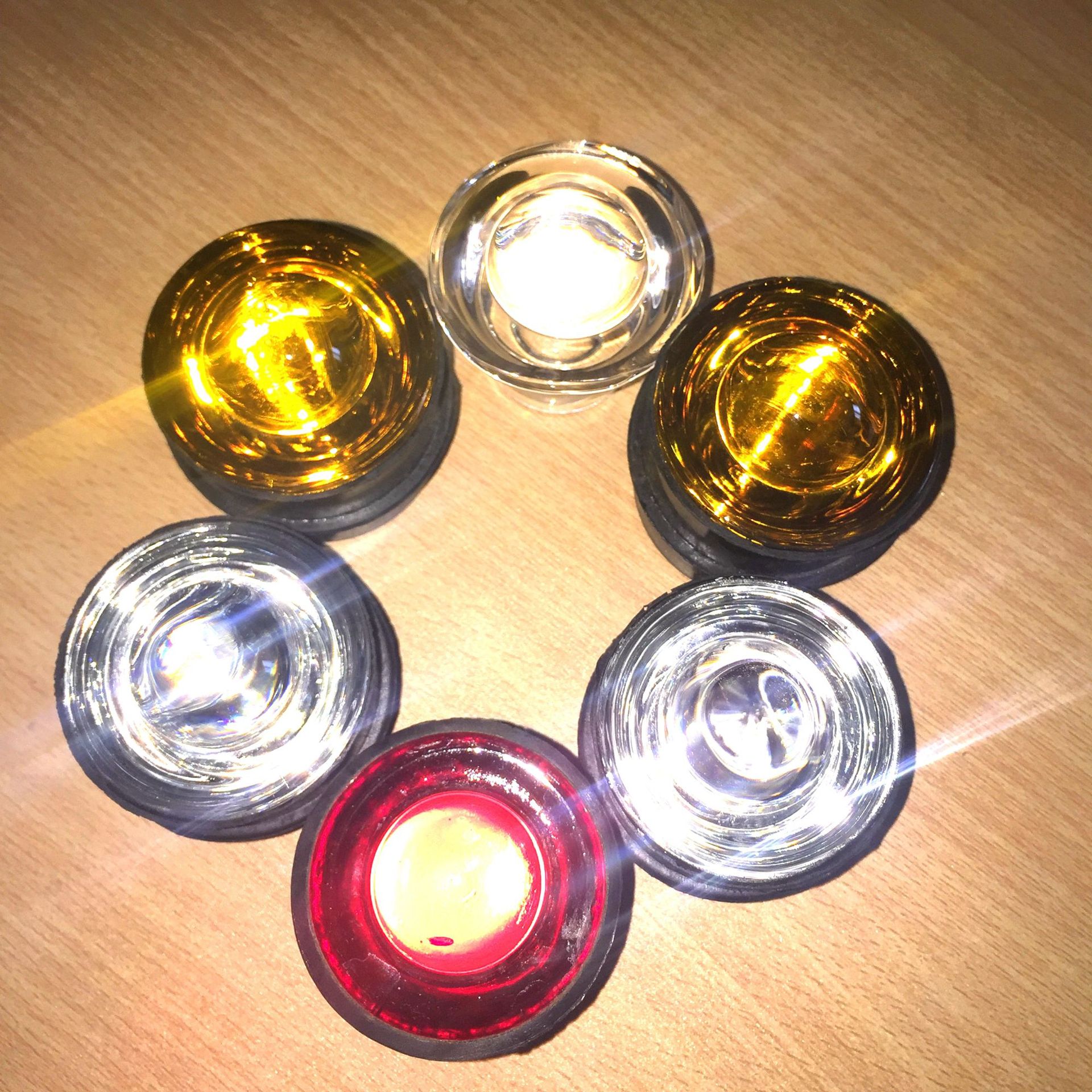 橡胶套玻璃道钉50*50mm反光猫眼玻璃道路标记水晶玻璃厂家直销