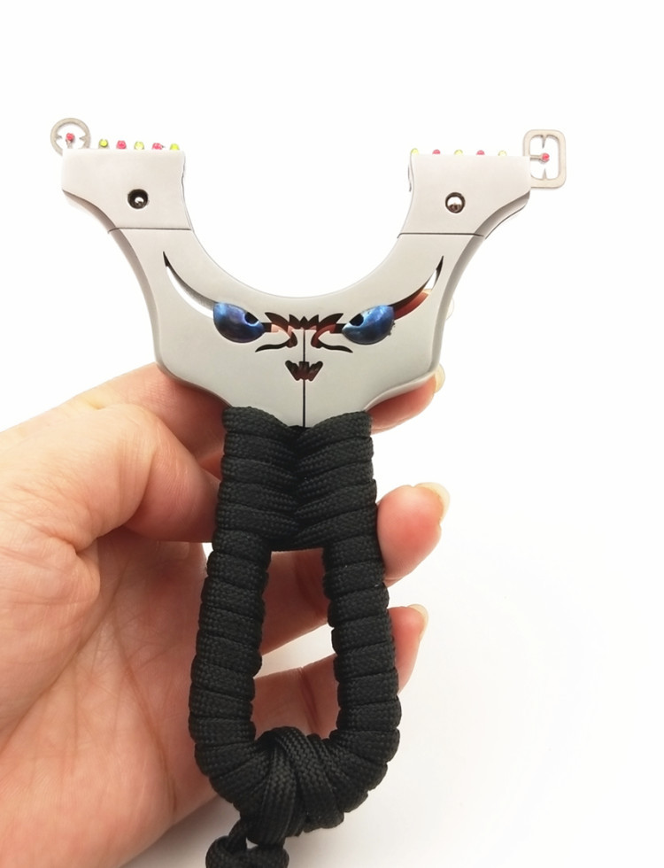 新款快压小怪兽弹弓平瞄不锈钢线切割按压式弹簧蓝眼小恶魔弹弓