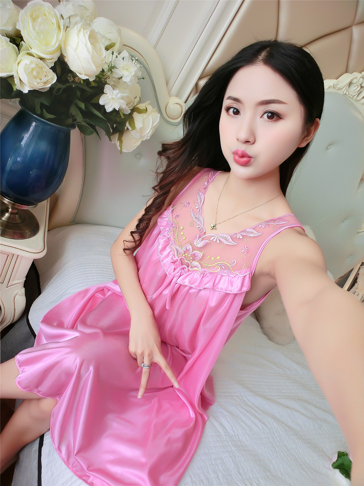 夏季冰丝女士情趣短袖睡裙睡衣性感v领睡裙