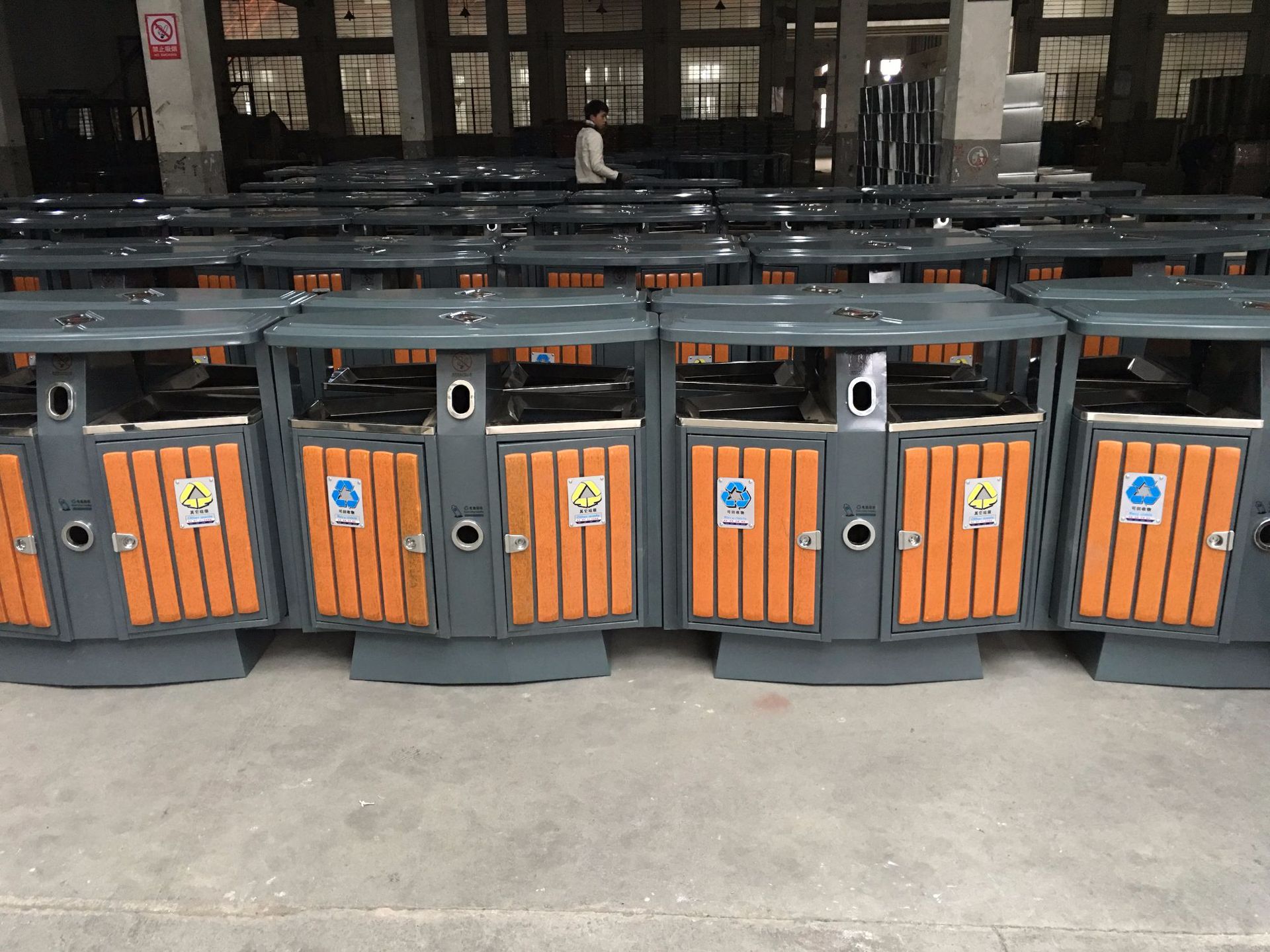 户外小区街道大容量垃圾桶镀锌板垃圾桶公园环卫垃圾桶分类批发