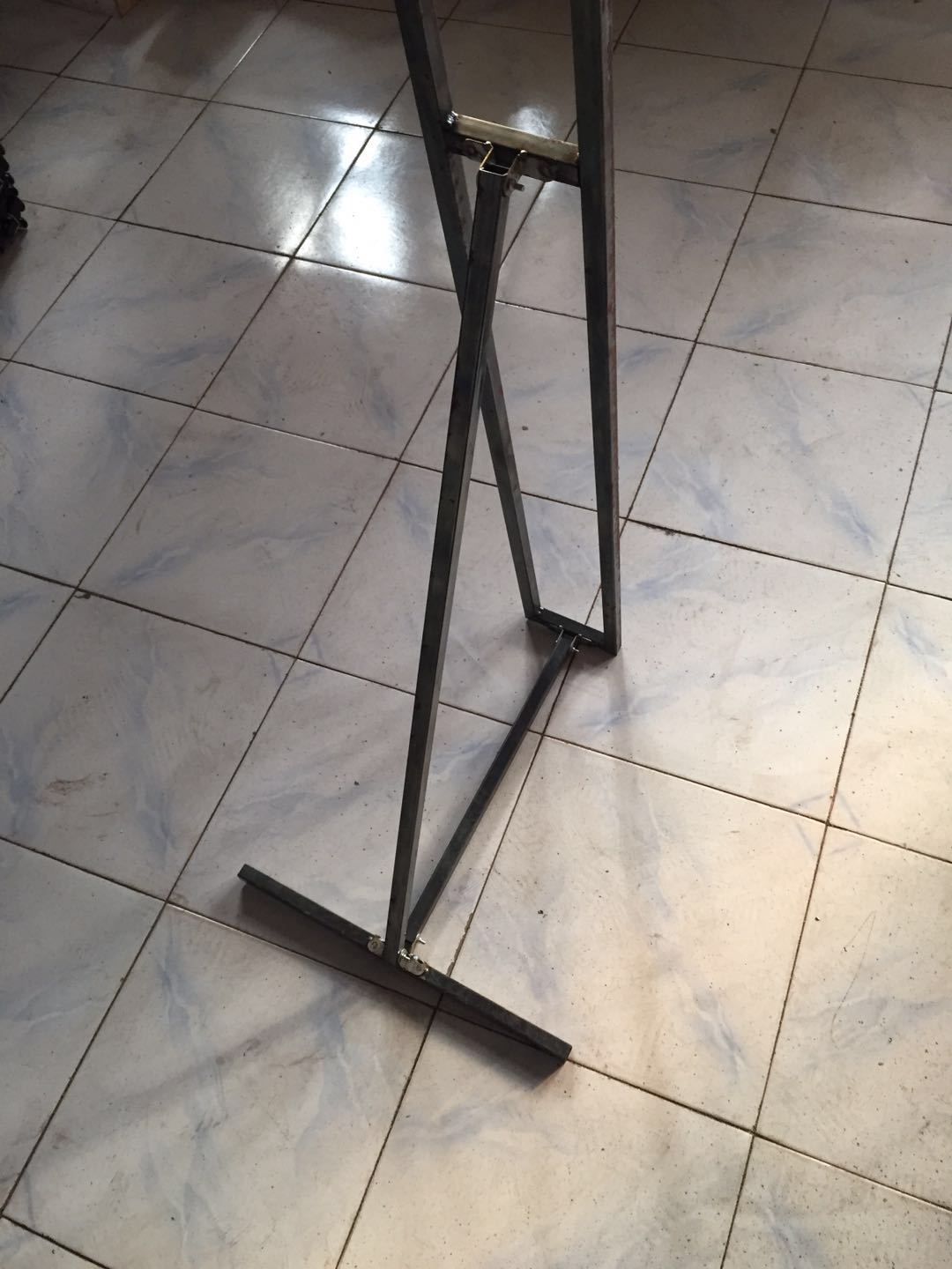 5 米铁质人形支架 立牌20mm方管 h型广告