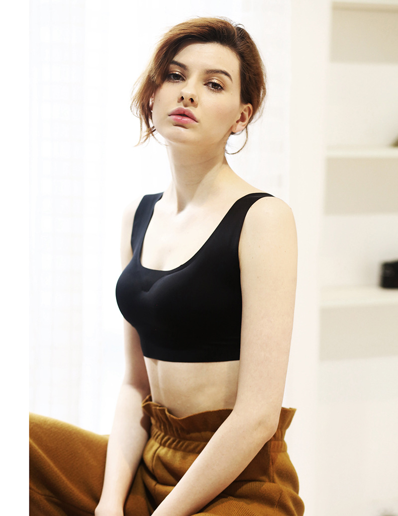 春季新品pb外贸一片式冰丝无痕无钢圈文胸瑜伽运动文胸薄款内衣