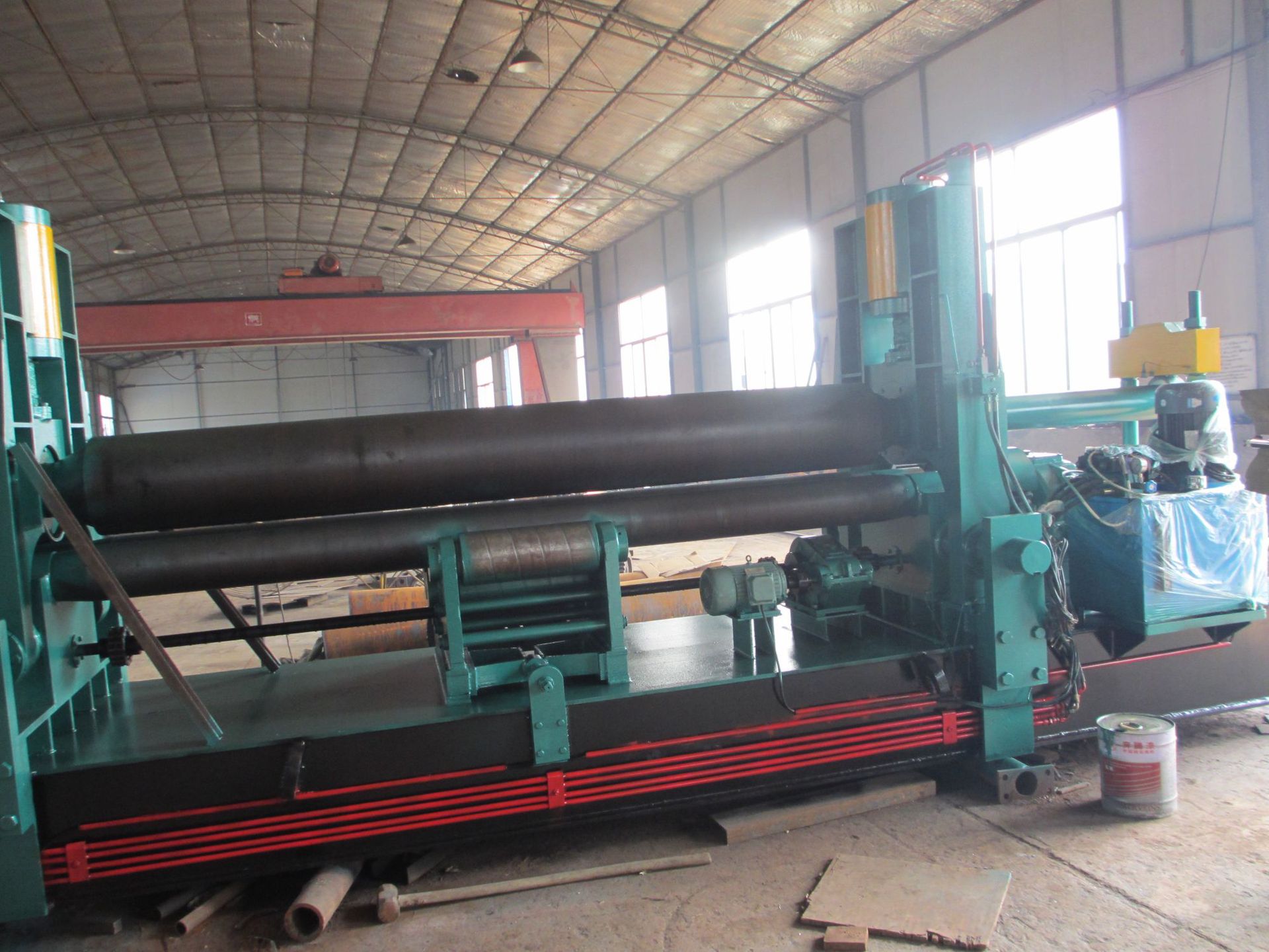 供应上辊万能液压卷板机 w11-12*2000全自动数控卷管机