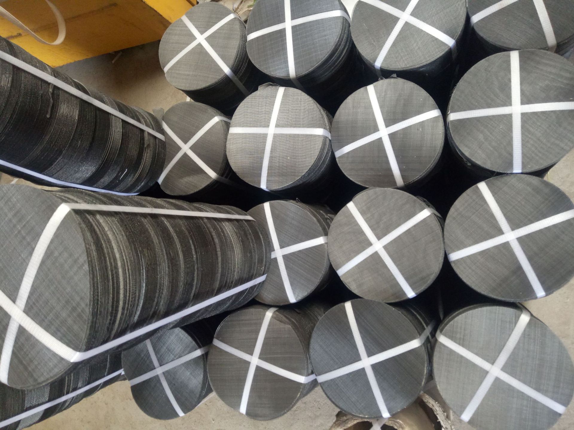 30目铁丝黑丝布 平纹编织过滤网 铁筛网 工业用滤网