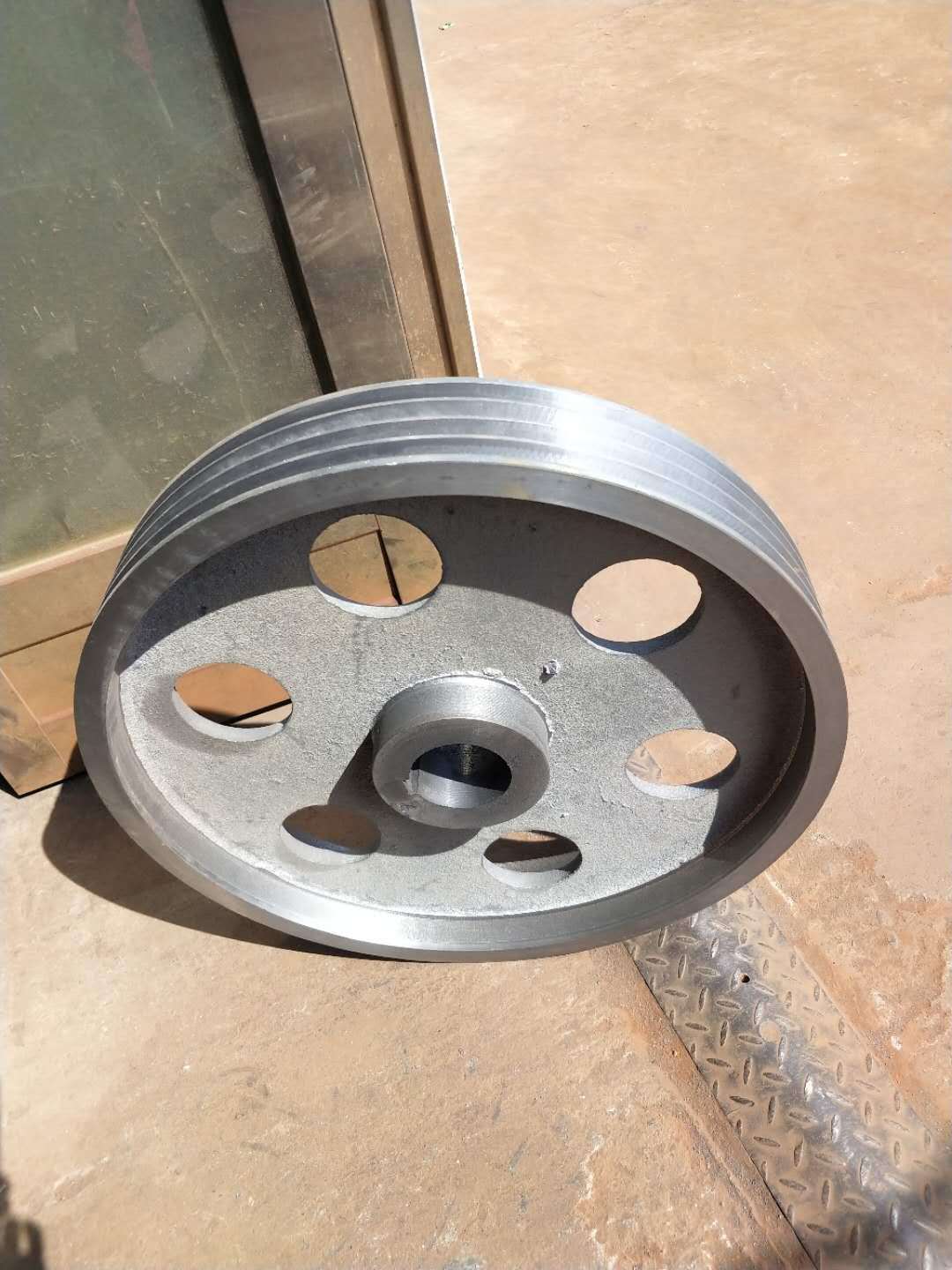 700x4c铸铁皮带轮