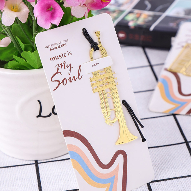 个性时尚欧美风乐器黄铜镂空书签 萨克斯手风琴迷你金属书签批发