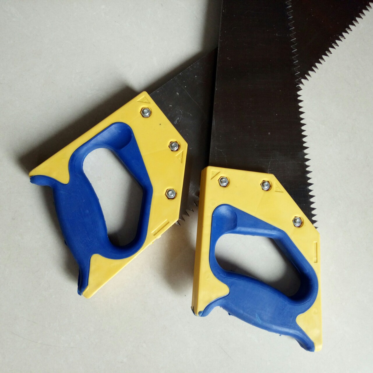 批发18寸450双色柄手板锯园林果树锯小手锯伐木工锯铁柄手板锯