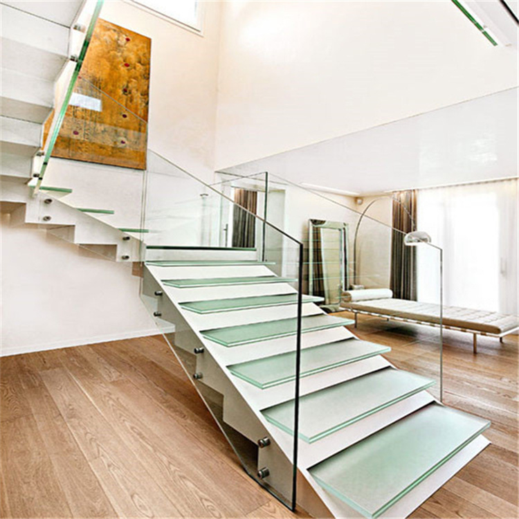 佛山工厂折角玻璃踏步金属直梯设计上门安装楼梯