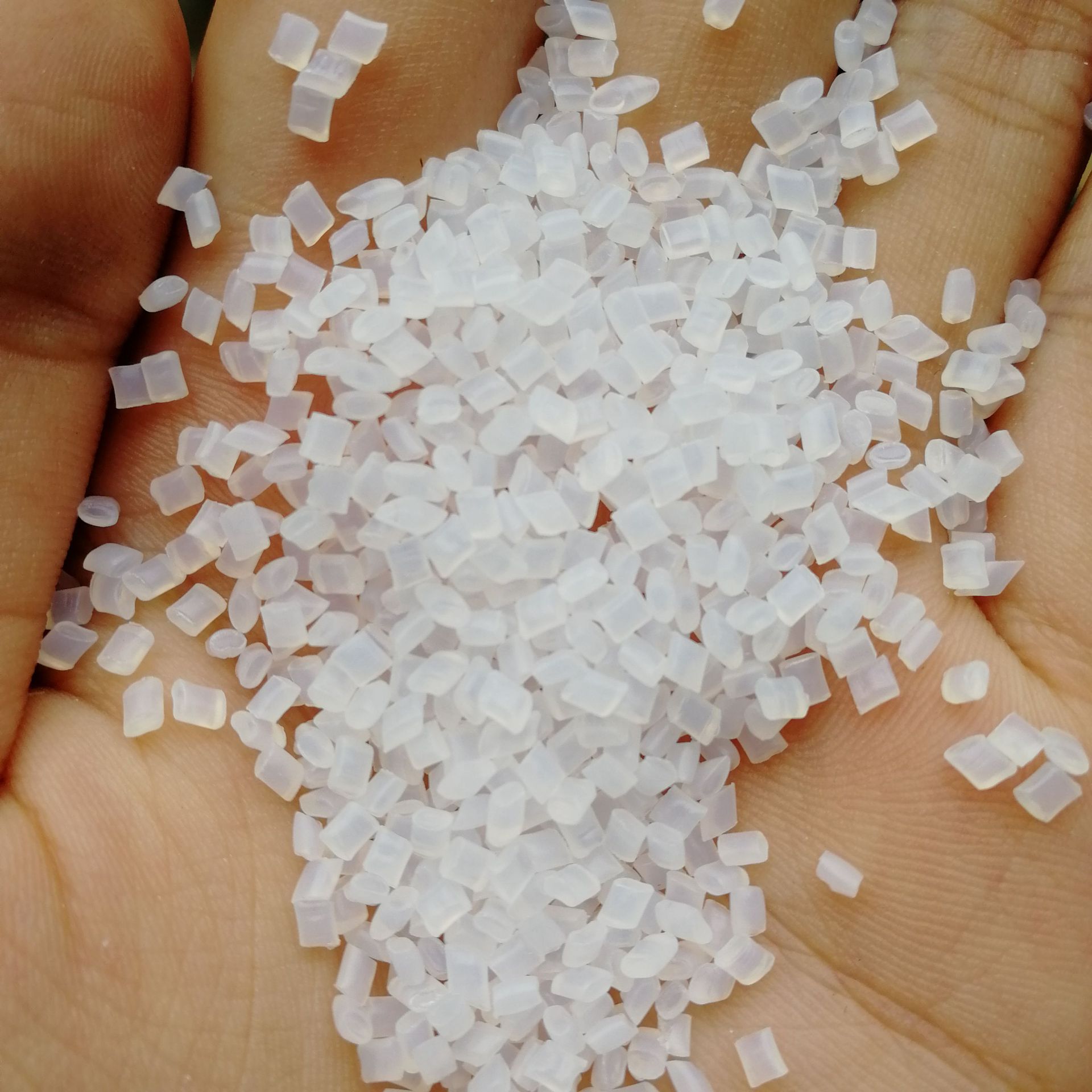 东莞市聚鑫恒橡塑有限公司联系人:陈华侨服务热线:67991313