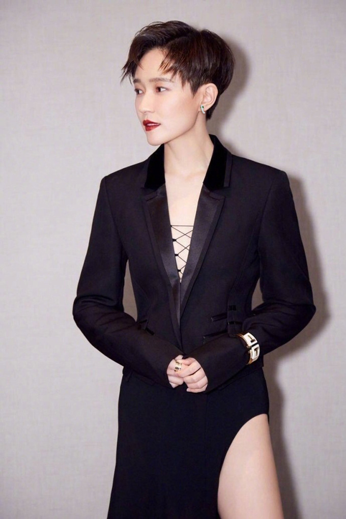 apm 欧美新款耳钉女 时尚气质纯银镶晶钻蛇形耳环耳夹耳饰品批发