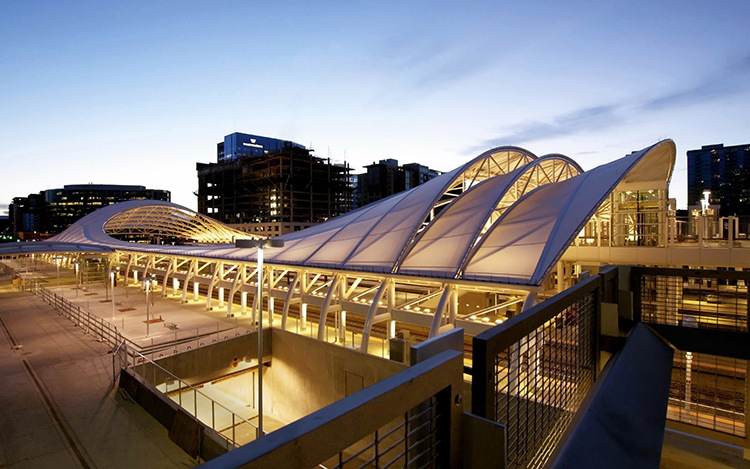 供应pvc建筑膜材 pvdf膜布 自洁抗老化防紫外线pvc刀刮布厂家直销