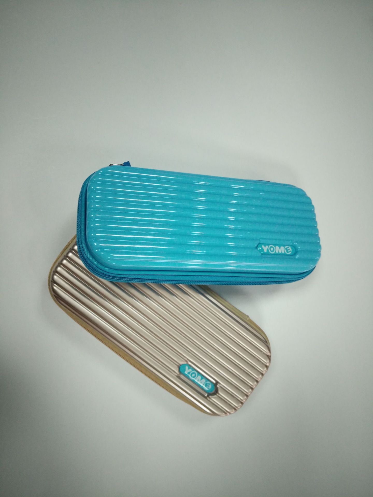 东莞厂家定制高档抗摔eva卡通笔盒超大空间精品文具盒