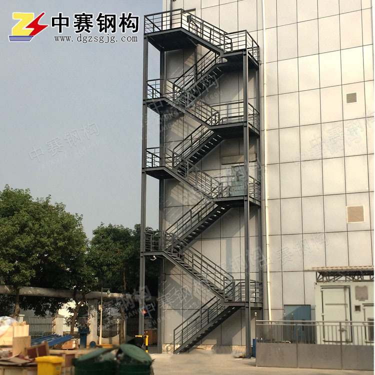 钢结构公司制作安装钢结构楼梯室外钢梯消防楼梯踏步板高层施工