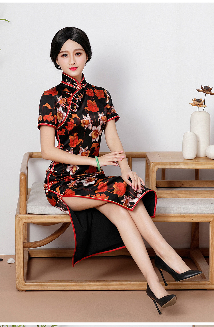 倾城粉黛高端定制新款改良时尚真丝中长款旗袍裙日常复古女士修