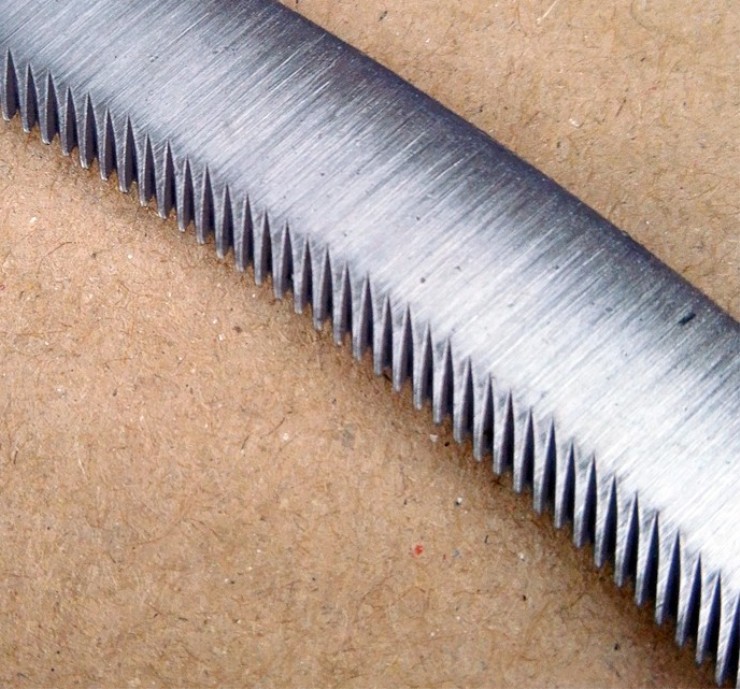 带锯齿割草刀 镰刀农用工具小镰刀 小锯镰 不锈钢镰刀 锄草镰